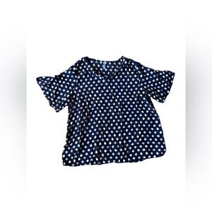 ✨Navy blue and white polka dot blouse with short sleeves and round neckline✨